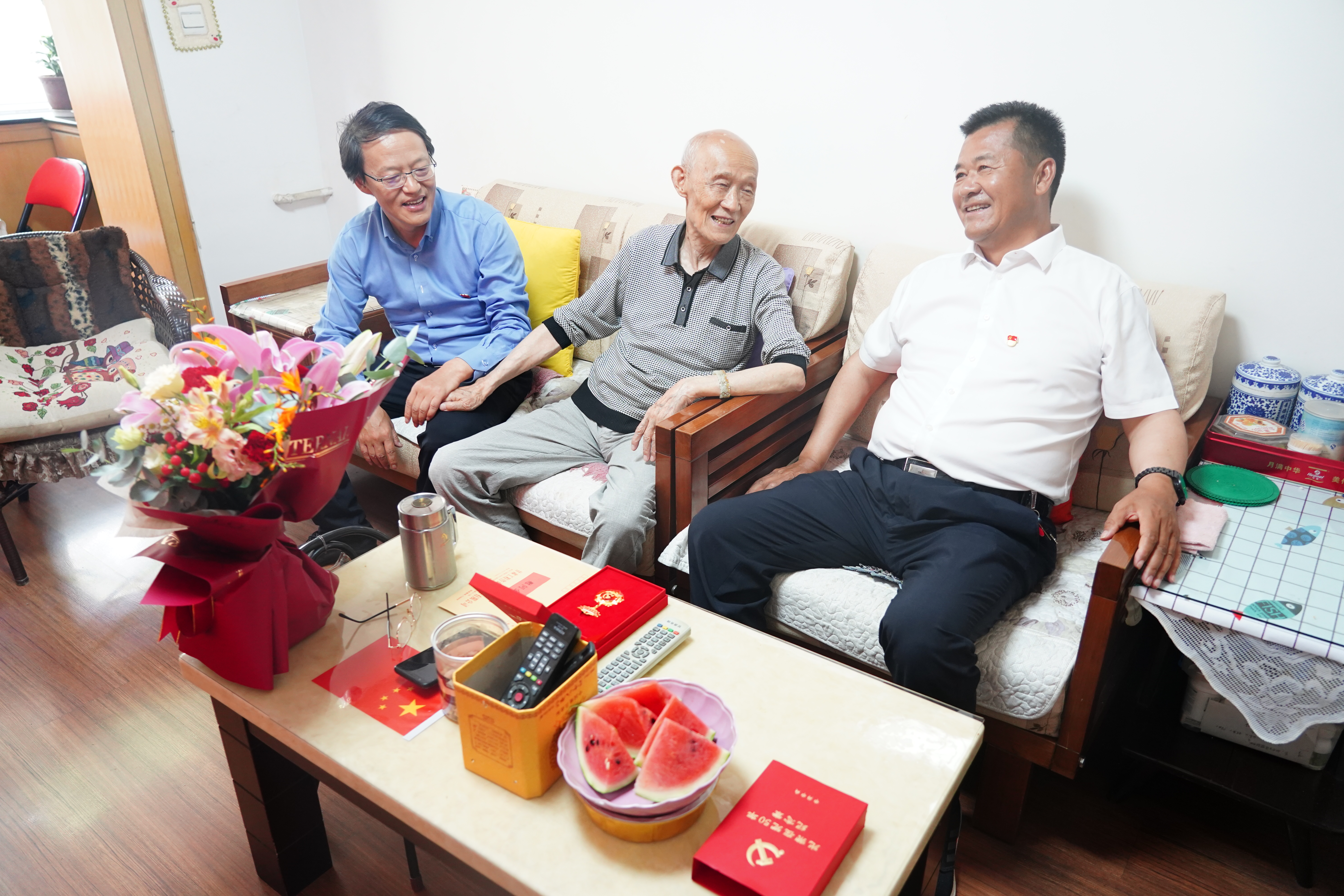 甘肅工程咨詢集團(tuán)開展“七一”走訪慰問(wèn)